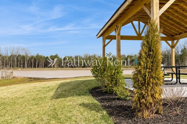 Building Photo - 3510 Quintana Dr