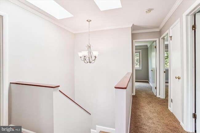 Building Photo - 3809 Hemlock Way