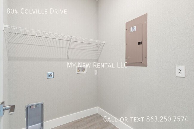 Building Photo - 804 Colville Dr