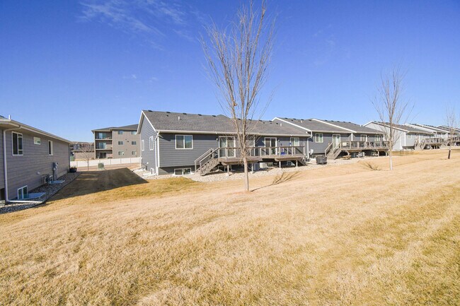 Building Photo - 3616 S Outfield Cir