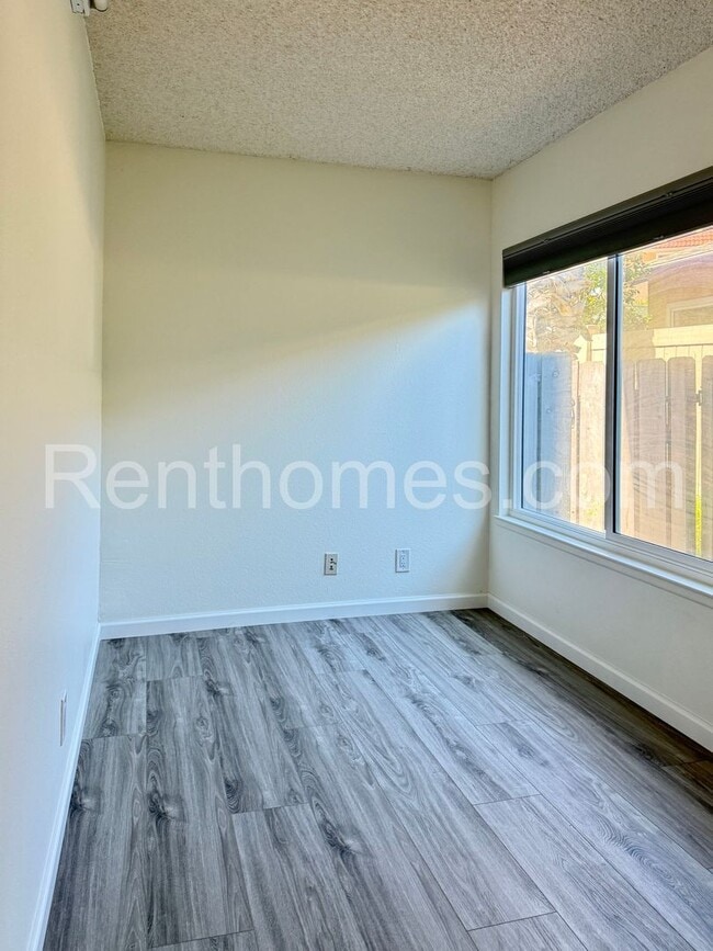 Building Photo - 8855 Centaurus Way