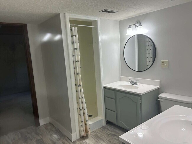 Building Photo - South Ogden Rambler Walking Distance to the Splash Pad and Athletic Club