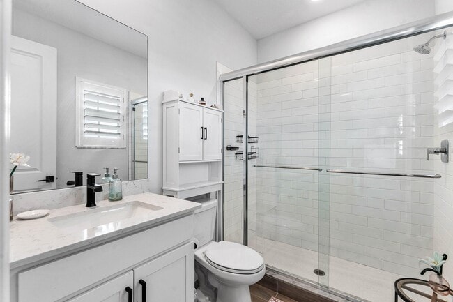 Building Photo - 981 Castaway Ct