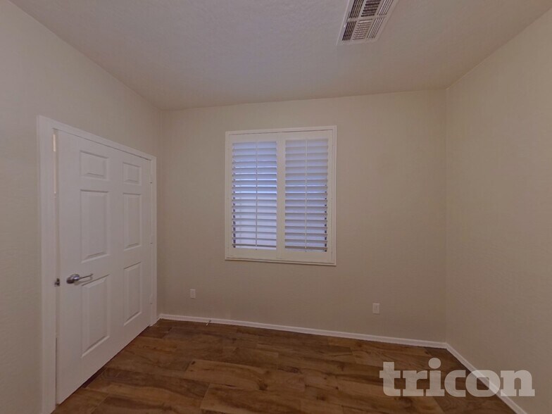 Building Photo - 19494 N San Marin St