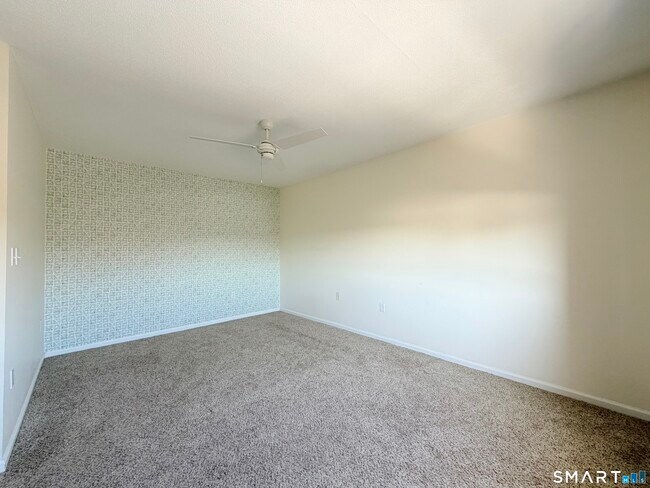 Building Photo - 163 Monticello Dr