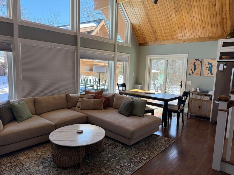 Building Photo - 18 Croft