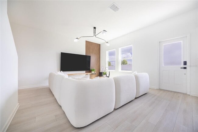 Building Photo - 8688 Sportsman Lp