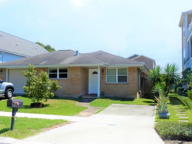 Primary Photo - 6755-6757 Avenue A