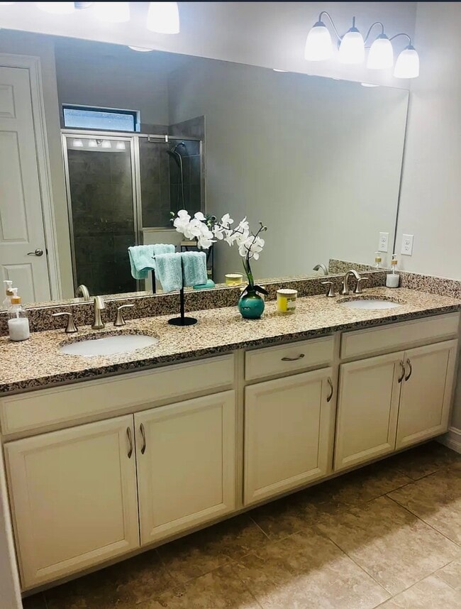 Building Photo - 14384 Tuscany Pointe CV