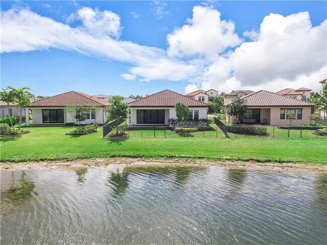 Building Photo - 11835 S Baypoint Cir