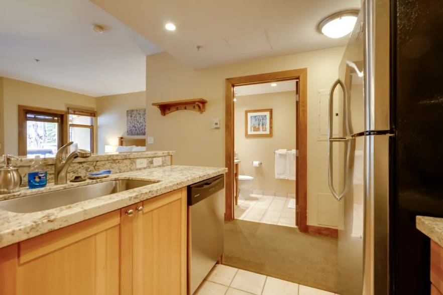 Building Photo - 3720 Sundial Ct