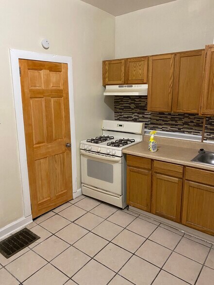 First Floor Kitchen - 5643 S Green St