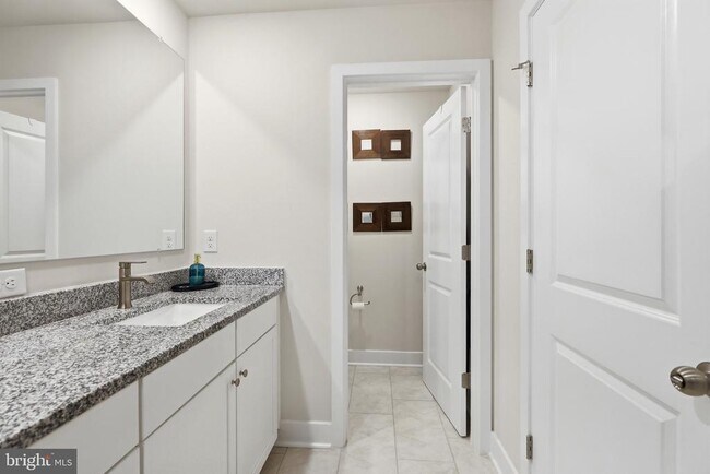Building Photo - 6815 Winterhill Ln
