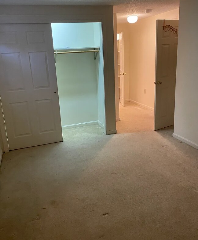 Building Photo - 838 State St