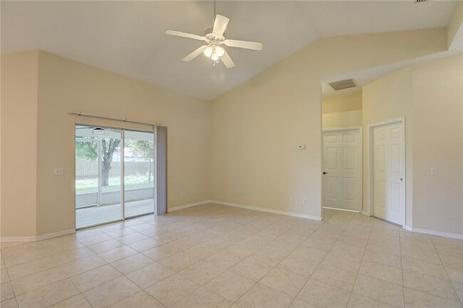 Building Photo - 8626 102nd Ct