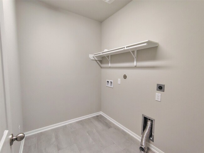 Building Photo - 9822 Willow Crown Ln