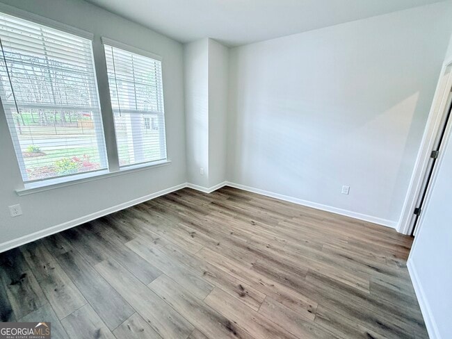 Building Photo - 236 Chiswick Lp