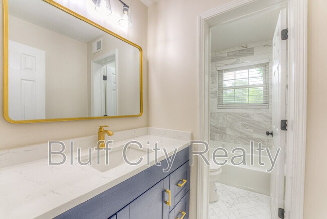 Building Photo - 7238 McVay Rd