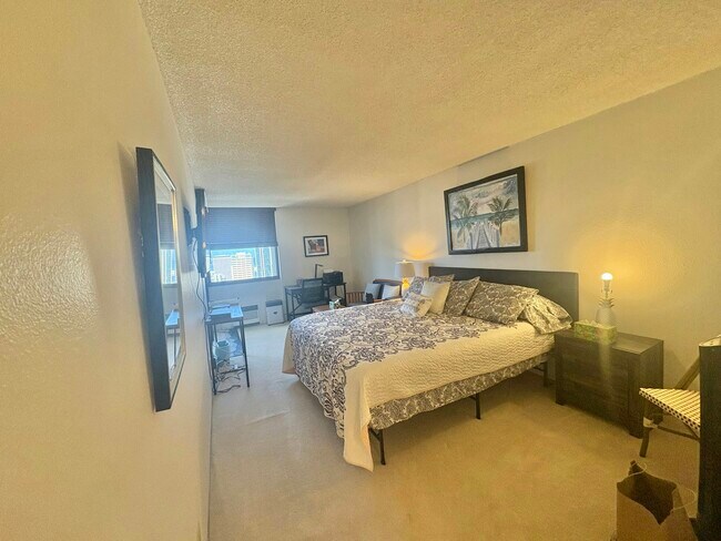 Building Photo - 55 S Kukui St