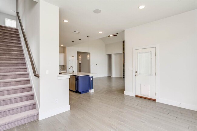 Building Photo - 5417 Flowing Brk Cv