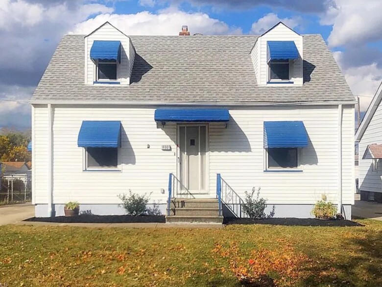 Primary Photo - 14901 Reddington Ave