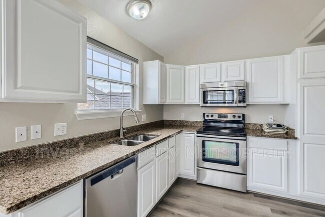 Building Photo - 4901 S Ammons St