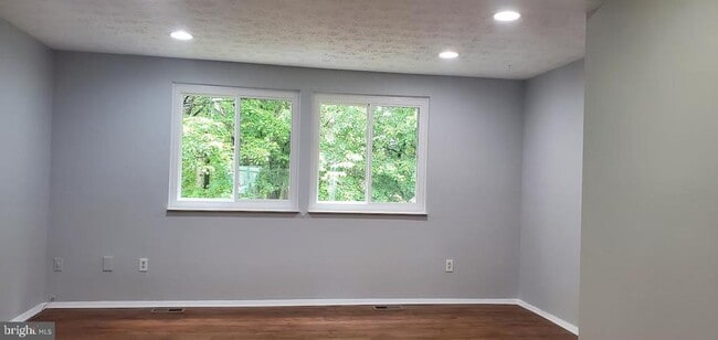 Building Photo - 8335 Windfall Rd