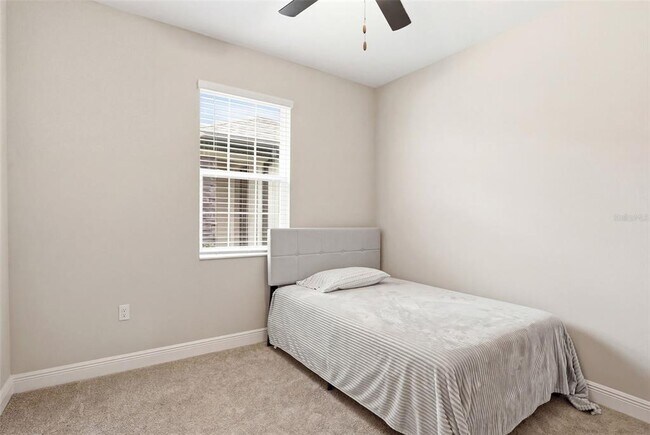 Building Photo - 7848 Somersworth Dr