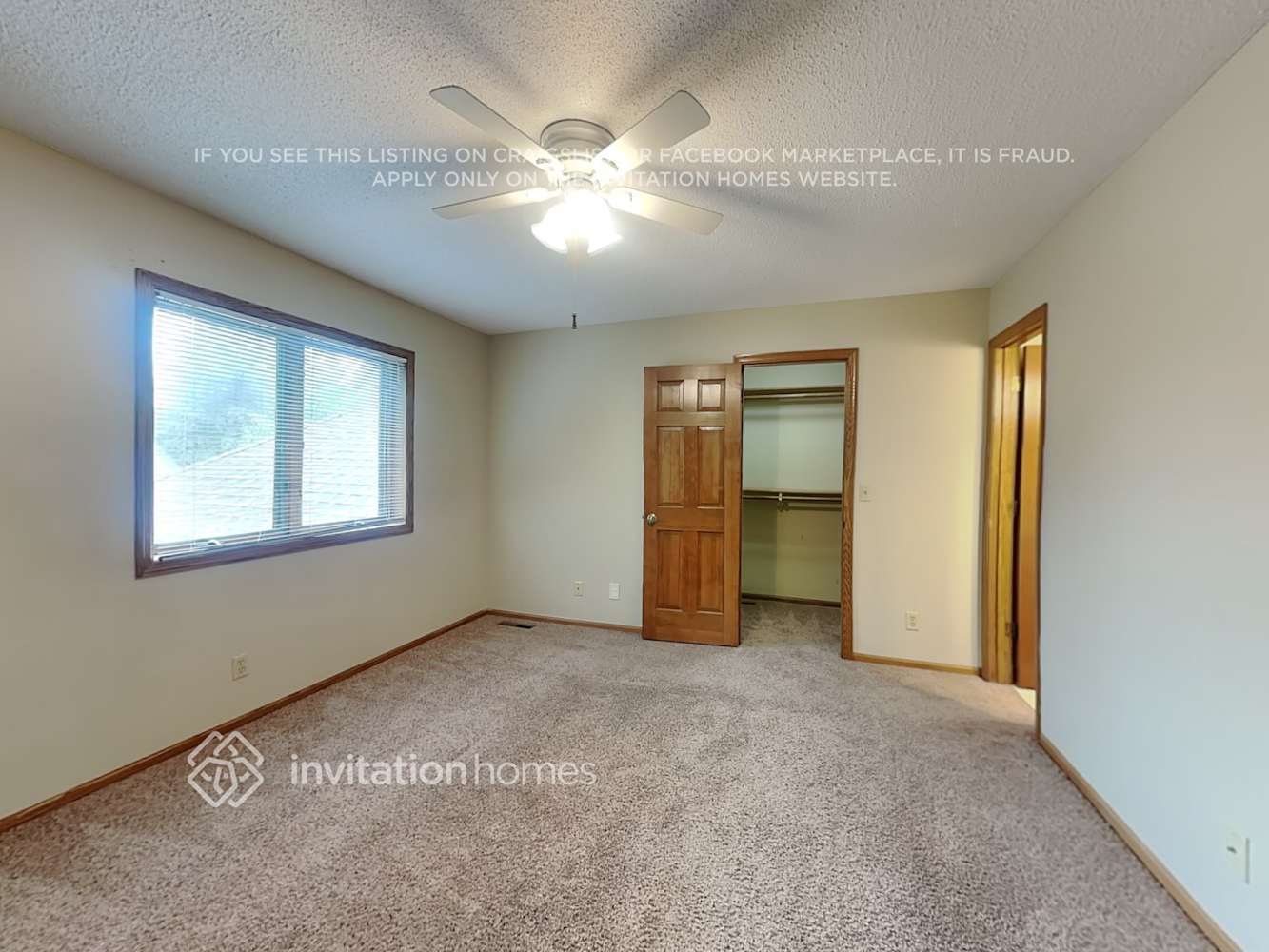 Building Photo - 546 Carol Dr
