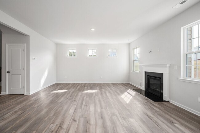 Building Photo - Very New Smart Home in the Palisades Area!