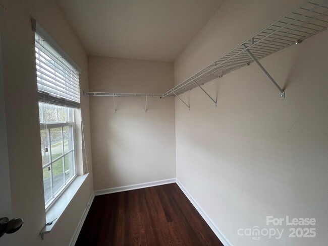 Building Photo - 14007 Highland Meadow Rd