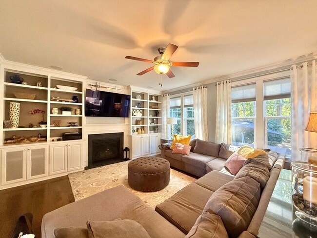 Building Photo - 1616 Doubles Ct