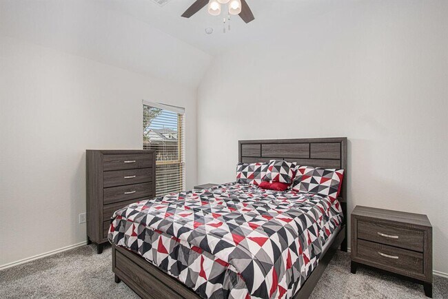 Building Photo - 29138 Garden River Ct