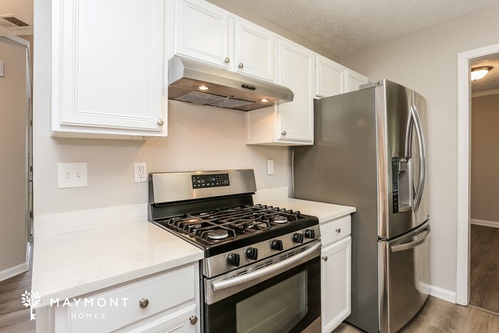 Building Photo - 3755 Jasmine Ln SW