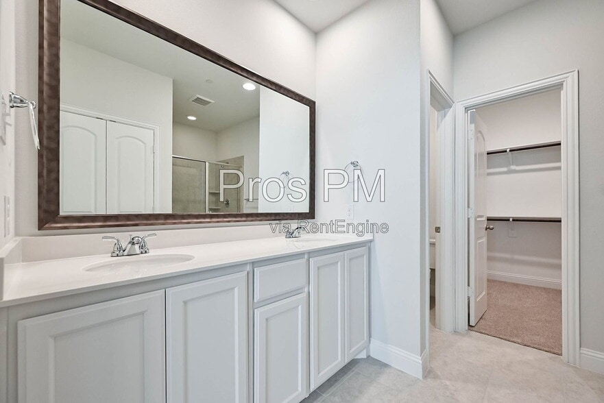 Building Photo - 4256 Mingo Dr