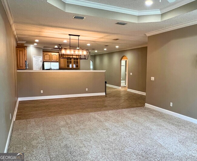 Building Photo - 582 Eagle Blvd