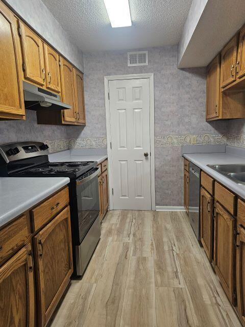 Building Photo - 360 Evergreen Ave