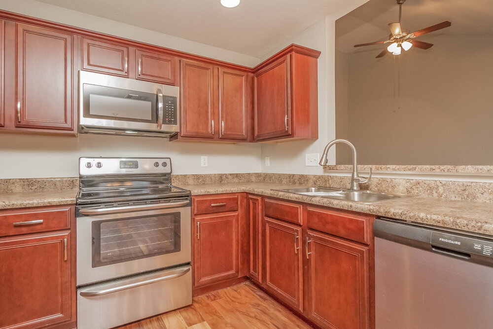 Building Photo - 406 Birdstone Dr