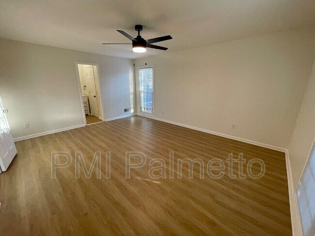 Building Photo - 2816 Wales Rd