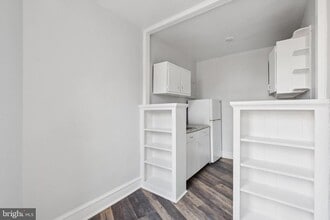 Building Photo - 7250 Chestnut St