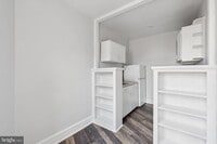 Building Photo - 7250 Chestnut St