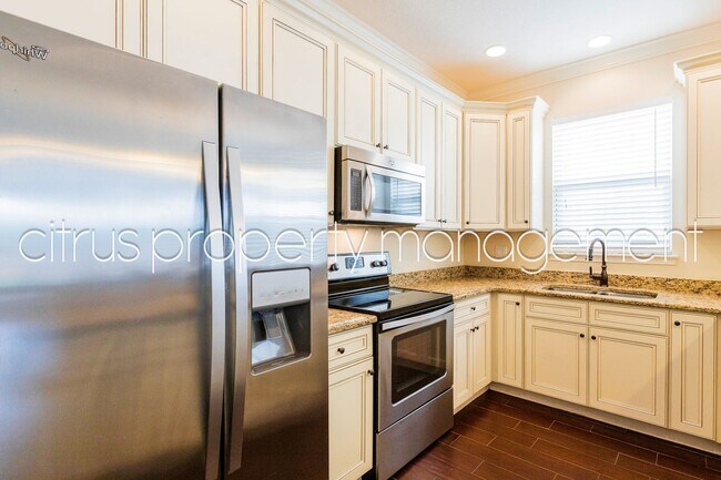 Building Photo - 1407 E Muriel St