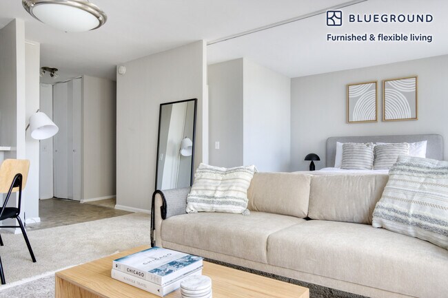 Building Photo - 3450 N Lake Shore Dr.