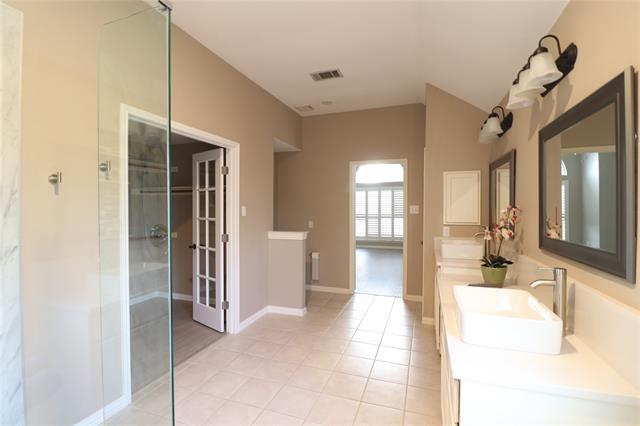 Building Photo - 7509 Avalon Dr