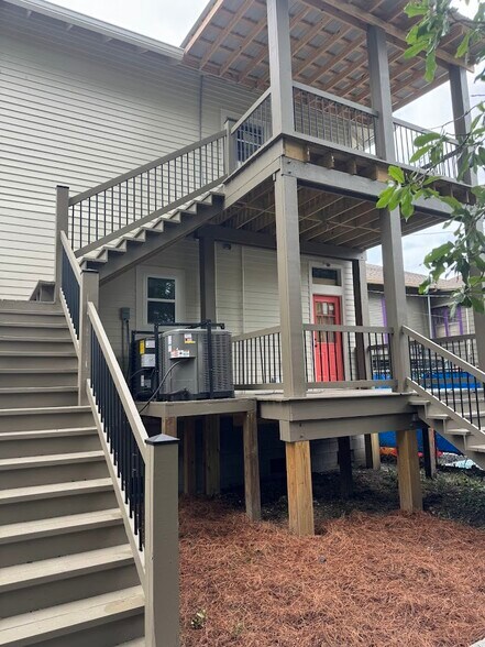 Building Photo - 3113 Louisiana Avenue Pky