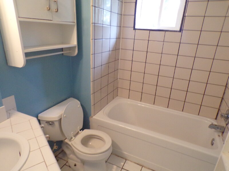 Building Photo - 96 Alabama Ave