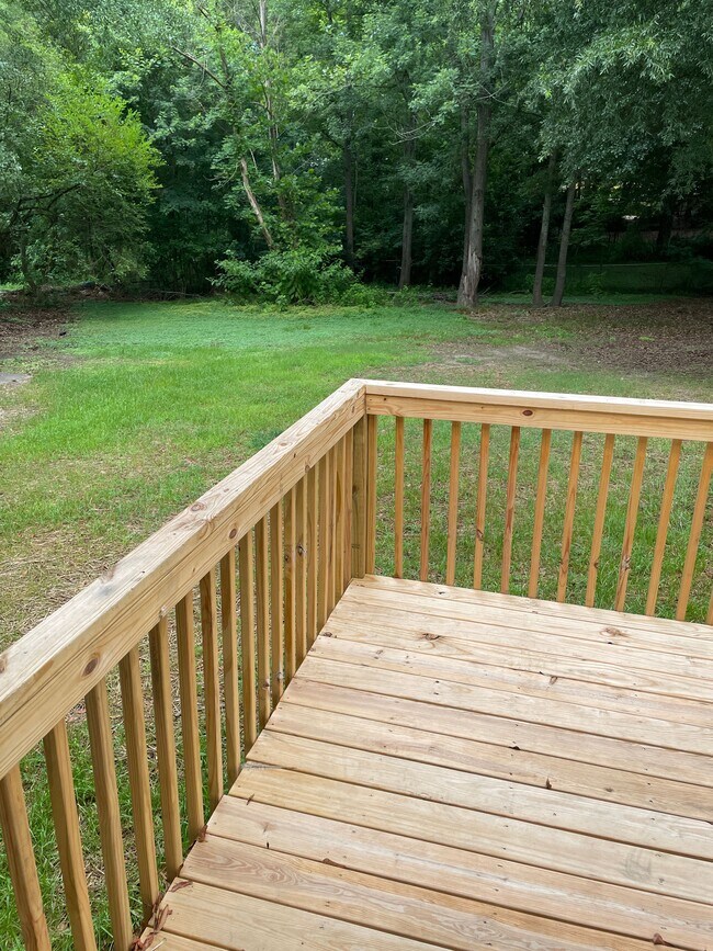 Building Photo - 820 Hamrick St