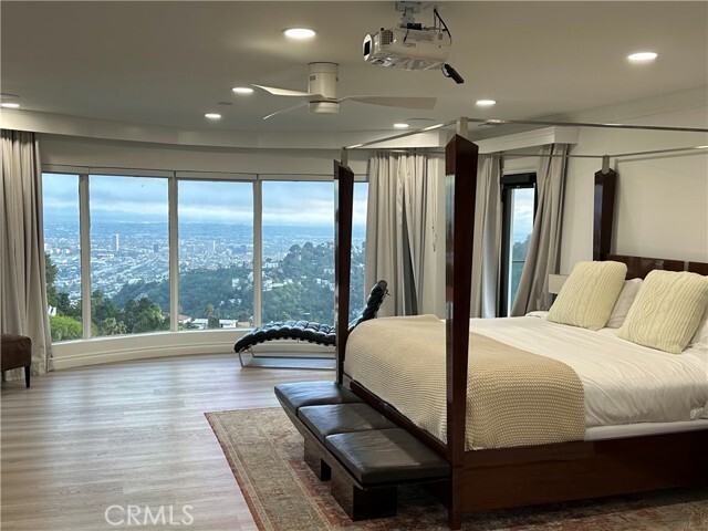 Building Photo - 7930 Vulcan Dr