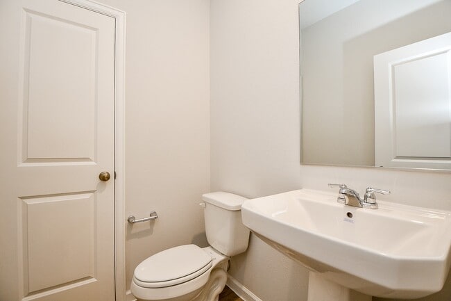 Building Photo - 23303 Happy Mdw Ln