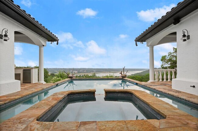 Building Photo - 1128 Thurman Bluff Dr